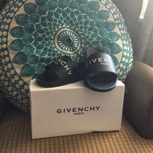 Rubber Authentic Givenchy slide